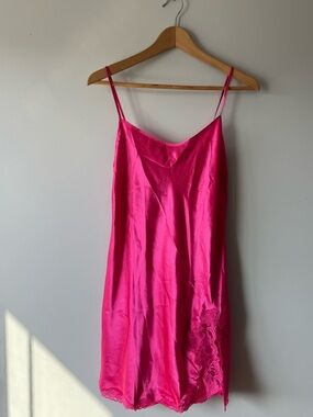 (M) La SENZA Vibrant Pink Satin Dress